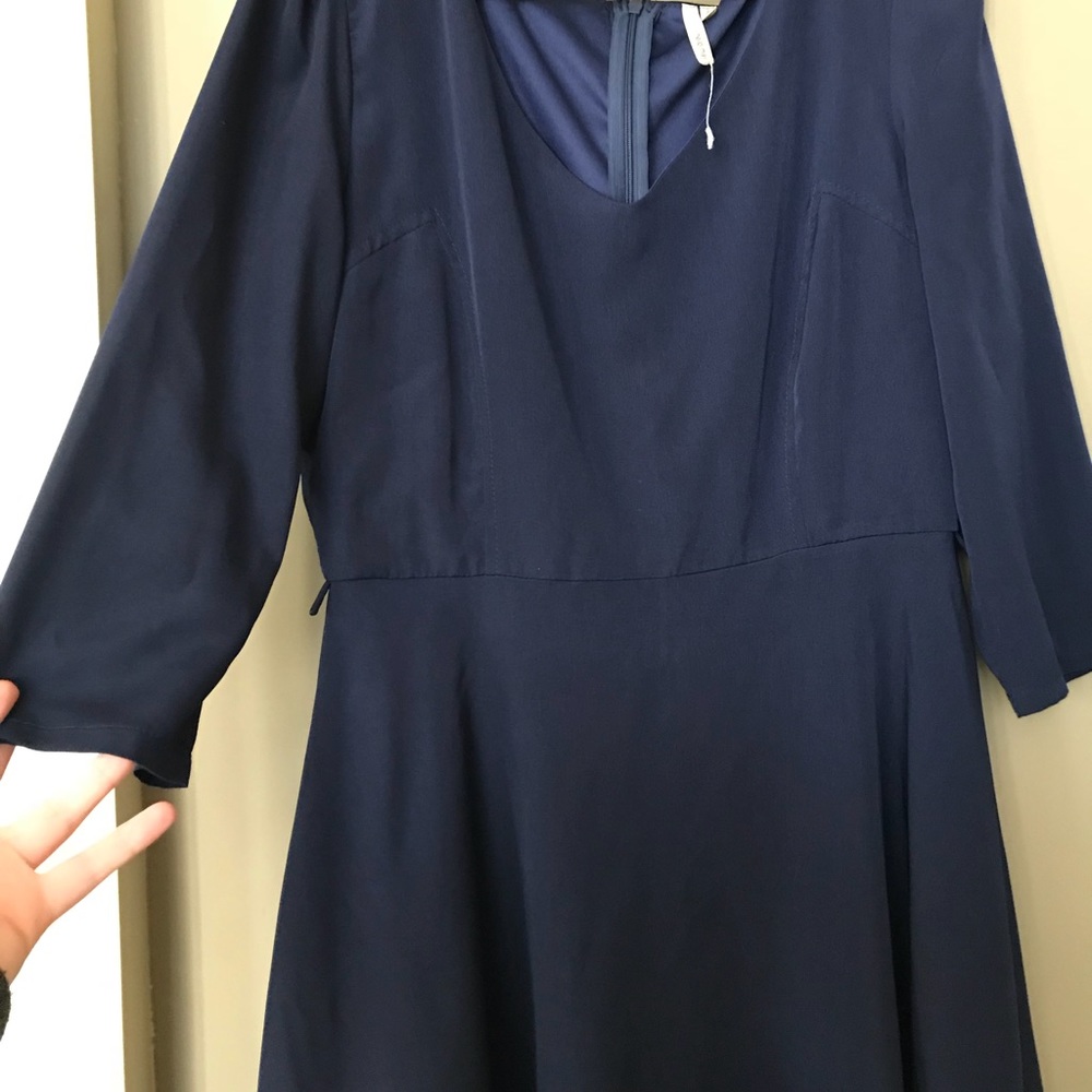 long sleeve dress - Picture 2 of 2